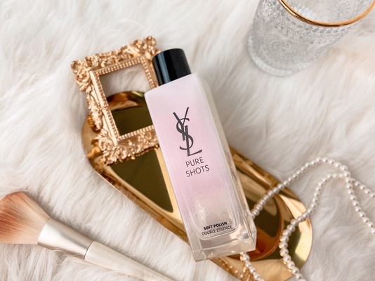 PRYSL 聖羅蘭 - 解鎖夏季人間仙女肌~完美終結惱人油光、粉刺、暗沉 網狂推：「神之清爽！中東油田、粉刺叢林、粗糙象皮通通有救了！」