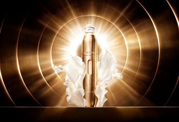 【GUERLAIN 嬌蘭】 全新 蘭鑽金緻御光能量眼部精華 「智慧光感修復科技™」X亮子激能光導科技 雙核心技術灌注「精華霜融質地」 隨附刮痧美石能量儀 賦予眼周年輕光采 2025.06正式上市