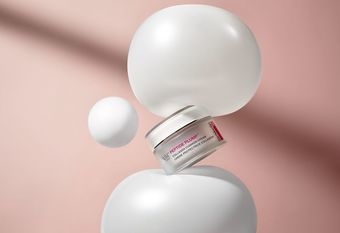 【StriVectin 皺效奇蹟】 「Peptide Plump超級皺效系列」 開啟彈潤高光肌，零負擔抗老保養新選擇 