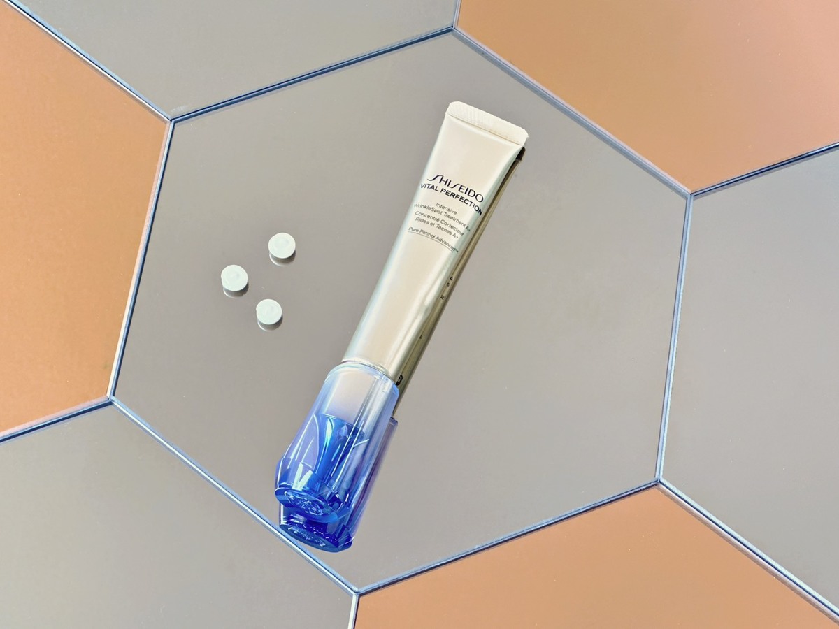 凹陷淚溝、鬆垮蘋果肌都有救！資生堂NO.1 史上最強* #A醇小熨斗，一週撫紋淡斑**，再現無痕澎潤肌！