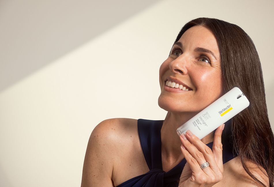 「Tighten & Lift 緊緻繃繃系列」11月新品上市 顛覆性緊緻科技，重塑你的年輕界線 