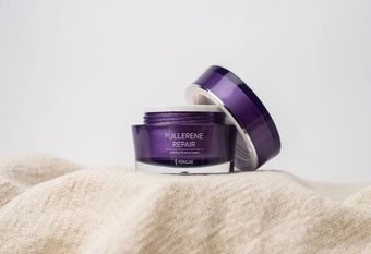 【FJ豐傑生醫  FENGJIE BIOMEDICAL】 這瓶太強！「富勒烯逆齡霜」榮獲評審一致好評的抗老神霜