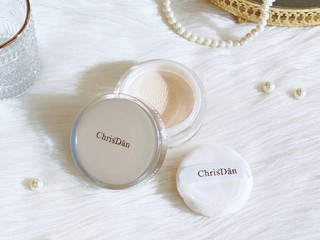 【Chris’Dan 克莉絲丹】 空空賞大黑馬！輕底妝趨勢必備神級蜜粉，網友用到見底好評爆棚