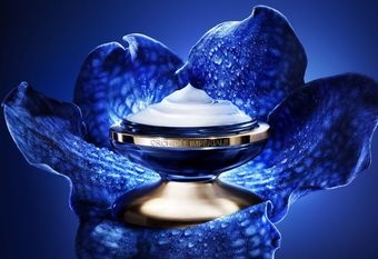 【GUERLAIN 嬌蘭】 為慶祝嬌蘭蘭鑽頂級保養系列20週年推出 全新 蘭鑽蘊氣氧生輕乳霜