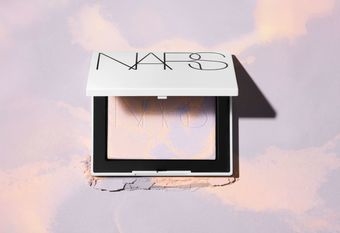 【NARS】 2026必收！ 小白餅家族限量新色 #幻彩小白餅 星河紫 去黃柔焦 0暗沉 填補凹陷秒澎潤