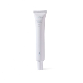 輕潤物理防曬乳SPF50+ ✭✭
