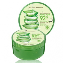 蘆薈舒緩&保濕凝膠 SOOTHING & MOISTURE ALOE VERA 92% SOOTHING GEL 蘆薈舒緩&保濕凝膠 SOOTHING & MOISTURE ALOE VERA 92% SOOTHING GEL