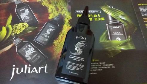 靖Jing - JuliArt 覺亞 甘草次酸角質淨化液 使用心得圖片