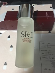 味道吧，原本的肌膚，換季時會有些小疙瘩，也