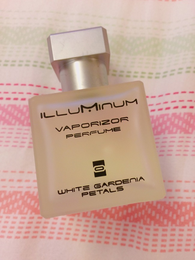 Oud Illuminum Illuminum White Gardenia Petals Perfume Reviews