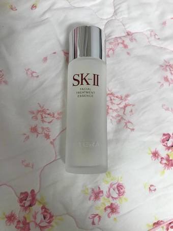 覺得比較吃妝，即使在換季的天氣裡，也不會太