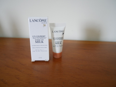 西哈哈 - LANCÔME 蘭蔻 超輕盈UV提亮素顏霜SPF50+/PA++++ 使用心得圖片