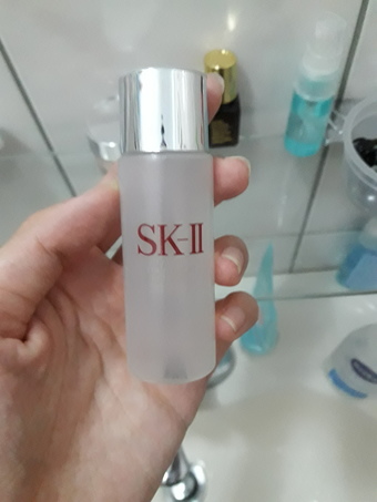 、有時接觸性皮膚炎、換季也會發炎、也有脂漏