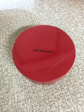 t:終於在5月多看到屈臣氏要進了而且網路預