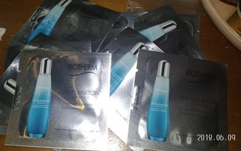 ，而櫃姐是說有可能是換季或去角質頻率過高，