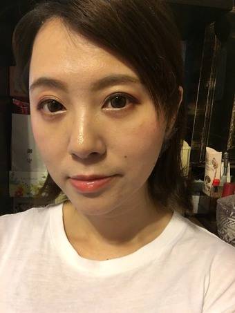 後與底妝融合所呈現的奶油肌蠻美的；搭配控油