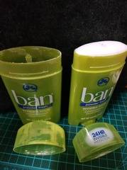 都是用指甲反刮，再抹腋下），產品都會有點變