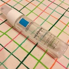 去買的後來有去打淨膚雷射術後也是靠這瓶保養