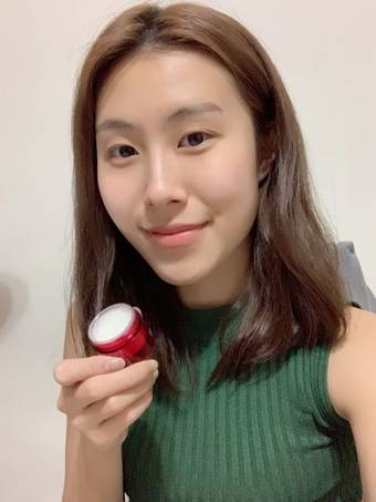 混合機偏乾，所以到了換季總是蠻痛苦的會脫皮