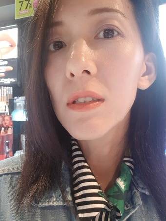ELUXE官網購買的彩妝組合的其中一樣產品
