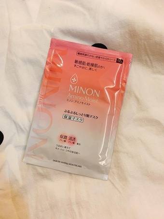 粉刺由其實最近夏轉秋換季之際臉開始爛到不行