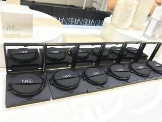 華，可以製造出漂亮的光澤肌，彷彿天生麗質般