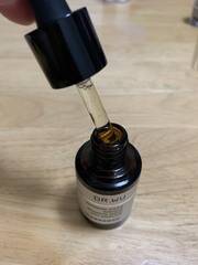 品我最怕會黏膩,尤其換季天氣悶熱,如果保養