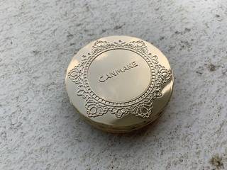 摔碎的不提，只見一點鐵片就碎我很心痛R