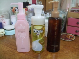 以一在台灣上巿我就去寶雅買了一瓶來使用,慕