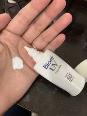 wenjie - Bioré 高防曬控油隔離乳液SPF50+/PA++++ 使用心得圖片