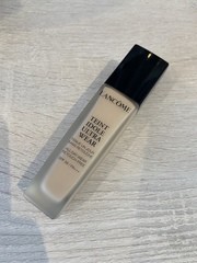 了一些，但還是能保持奶油肌的感覺。L