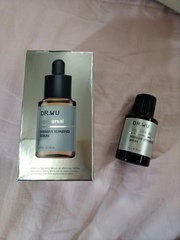 也蠻穩定的，不會因為換季而造成肌膚的不適，