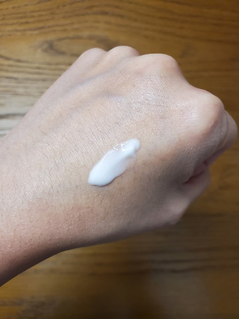 這款眼部精華乳讓我好喜歡