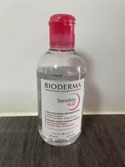 控的情況下，意外地在寶雅看到這罐貝膚黛瑪的