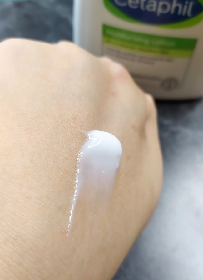 質地就是普通乳液狀略有流動性 質地就是普通乳液狀略有流動性