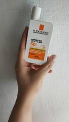 眼皮小姐 - LA ROCHE-POSAY 理膚寶水 安得利清爽極效夏卡防曬液SPF50+/PA++++(PPD46.6） 使用心得圖片