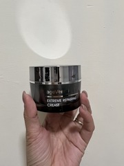拉雅極地冰晶龍膽花&法國珍稀珊瑚草」，皆生