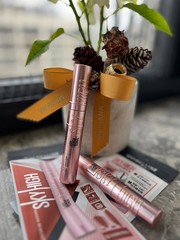 擦的接睫毛效果:內含角蛋白保養成分滋養睫毛