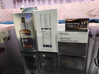 X氏A醇的商品，實行早C晚A，所以皮膚已建
