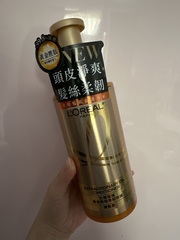 皮不癢為原則，一年的染髮次數不超過兩次，所