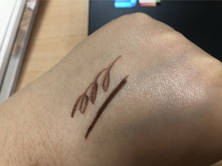 PIKACHU - HERHEES 赫希詩 放大眼雙效持色眼線筆 濃茶棕(Light Brown) 使用心得圖片