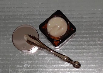 mini0 - LUDEYA 露緹雅 LUDEYA 超緊緻微臻琥珀眼霜 使用心得圖片