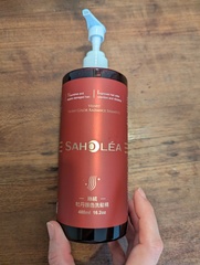 ，但目前自己本身沒有染髮，所以比較沒辦法評