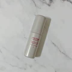 網友古董店在心得中提到甦活養髮菁華V和隨身包有關 然後店員推薦這系列的旅行組旅行組總共有3樣