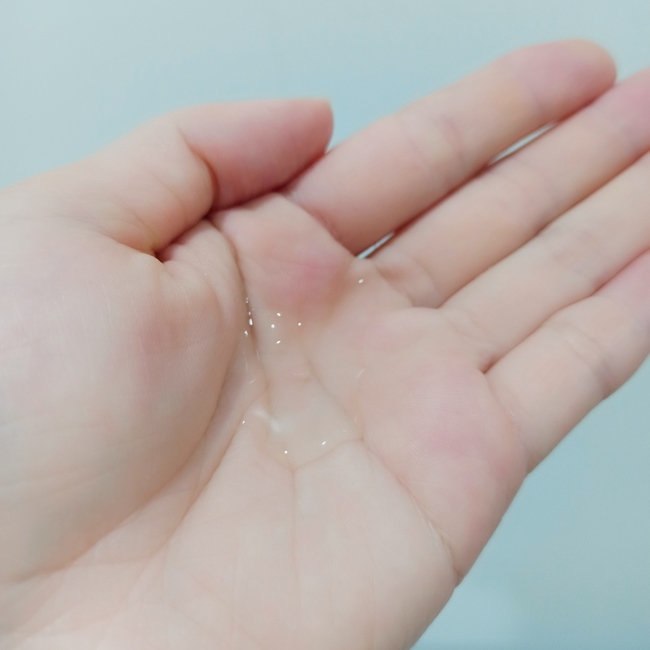 膠狀質地流動性高無色無味