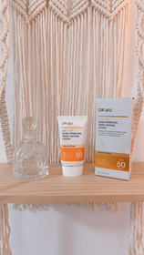 小雪*~ - DR.WU 達爾膚 全能保濕潤色防曬乳 使用心得圖片