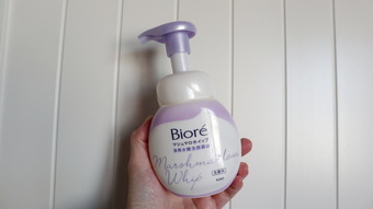 lovekat777 - Bioré 淨爽水嫩洗顏慕絲 使用心得圖片