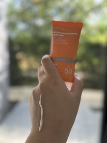 Parisvivi - DR.WU 達爾膚 全能保濕潤色防曬乳 使用心得圖片