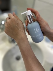 膚質:混合偏乾，夏天T字出油明顯，有粉刺及