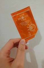 眼皮小姐 - FOR BELOVED ONE 寵愛之名 亮白淨化黃金藻防曬霜(膚色) 使用心得圖片